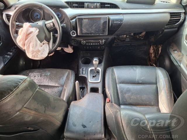 2017 TOYOTA HILUX CD 