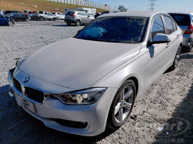 2013 BMW SERIE 3 