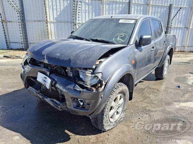 2015 MITSUBISHI L200 TRITON 