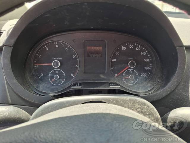 2011 VOLKSWAGEN FOX 