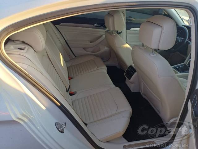 2018 VOLKSWAGEN PASSAT 