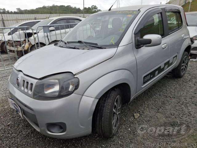 2016 FIAT UNO 