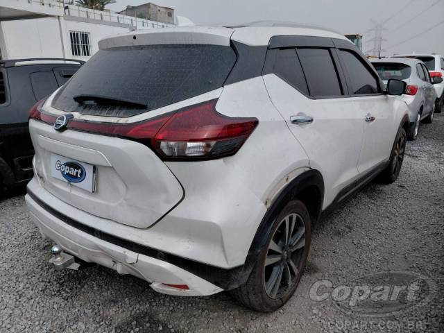 2022 NISSAN KICKS 