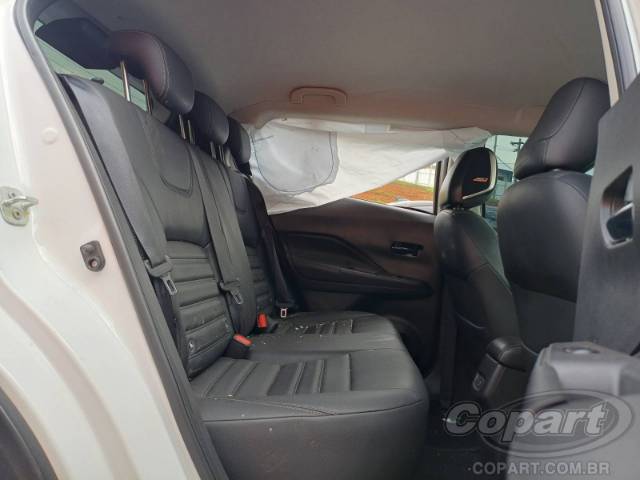 2023 NISSAN KICKS 