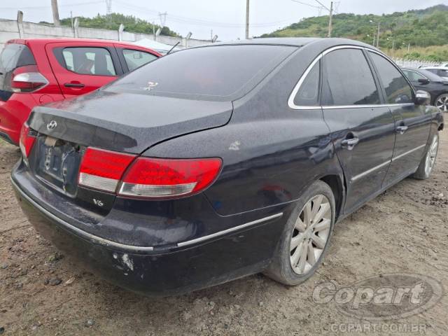 2009 HYUNDAI AZERA 