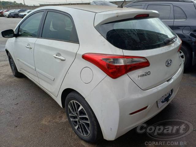 2015 HYUNDAI HB20 