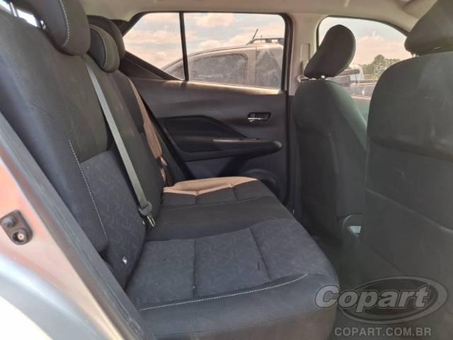 2025 NISSAN Kicks Play 