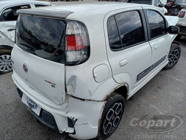2016 FIAT UNO 