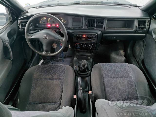 1997 CHEVROLET VECTRA 