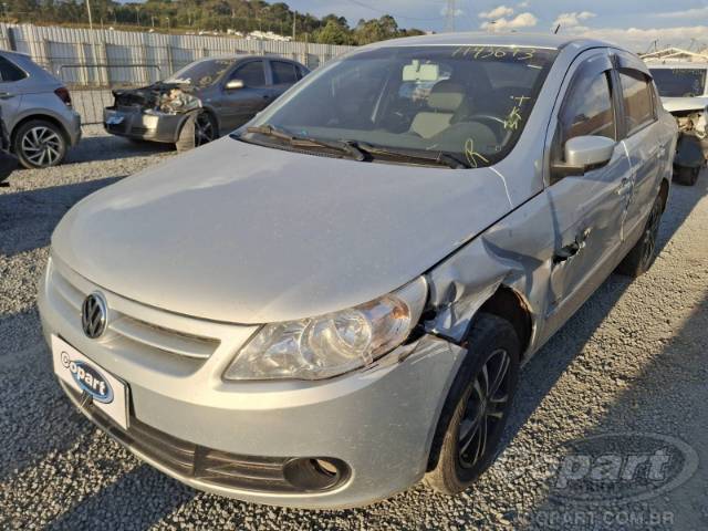 2010 VOLKSWAGEN VOYAGE 