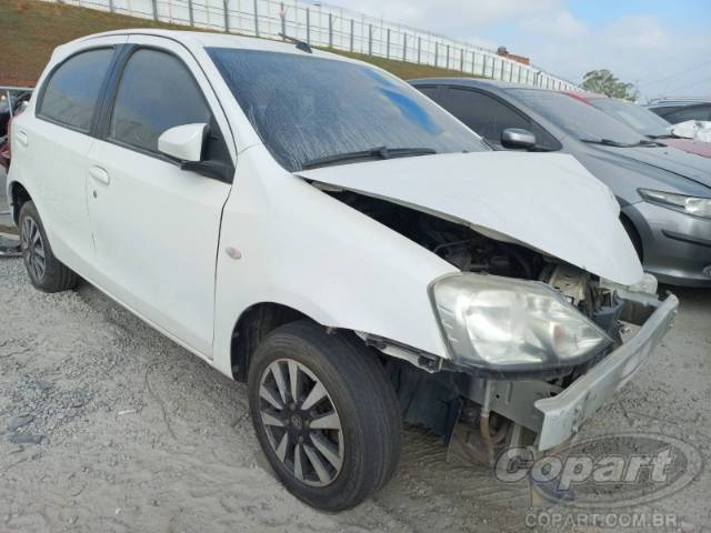 2017 TOYOTA ETIOS 