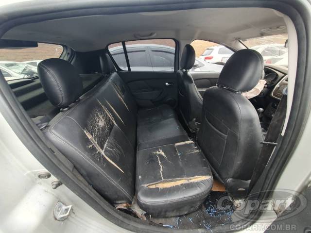 2015 RENAULT SANDERO 