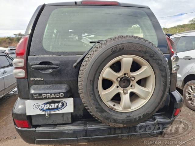 2009 TOYOTA LAND CRUISER 