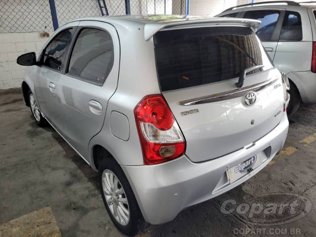 2015 TOYOTA ETIOS 