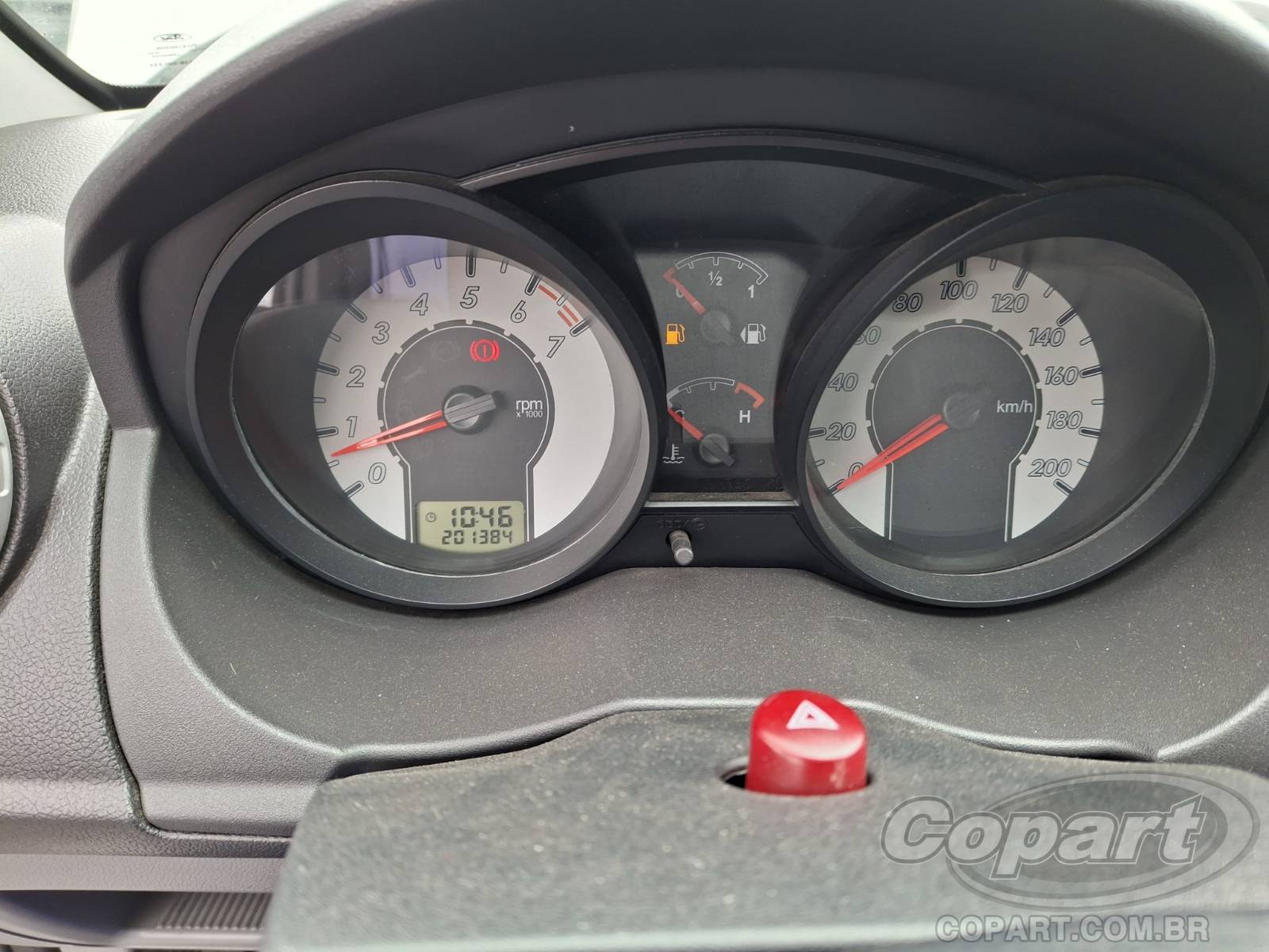 Foto 8 de 12: 2010 FORD FIESTA