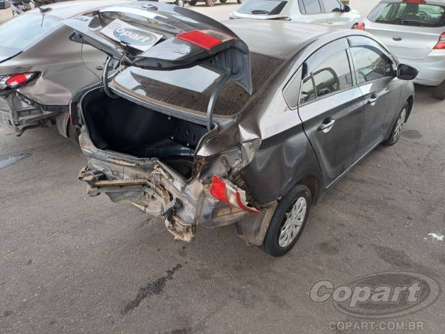 2014 HYUNDAI HB20S 