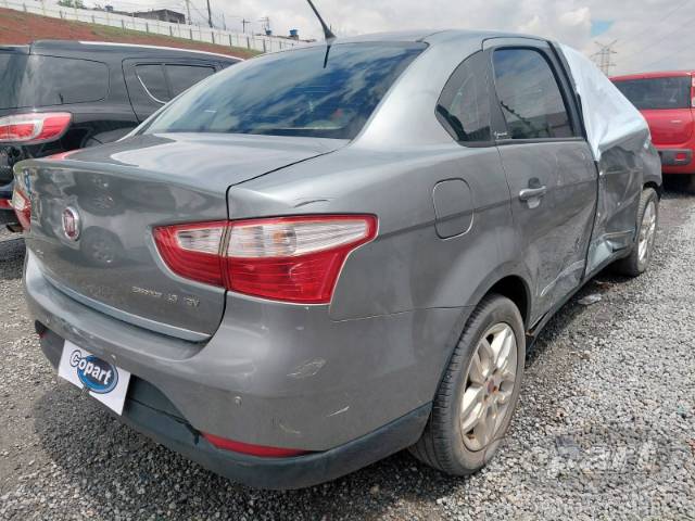 2015 FIAT GRAND SIENA 