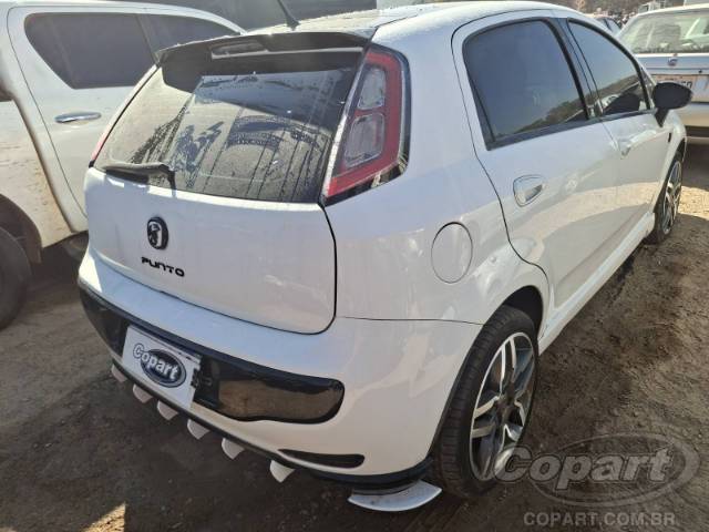 2013 FIAT PUNTO 