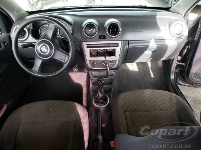 2013 VOLKSWAGEN VOYAGE 