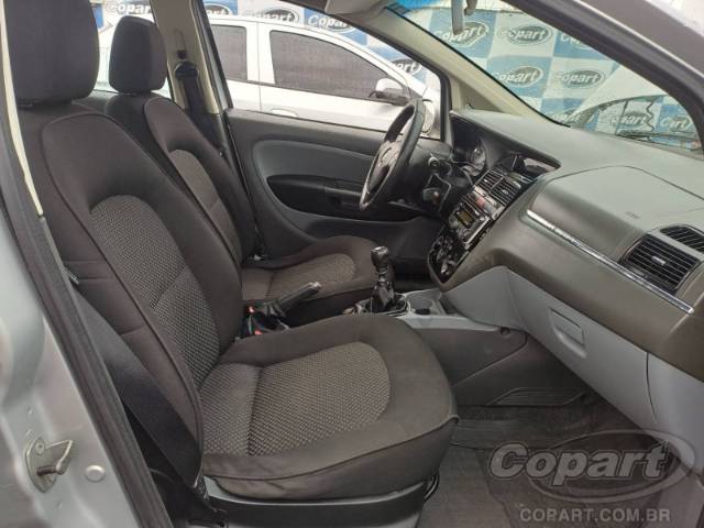 2013 FIAT LINEA 