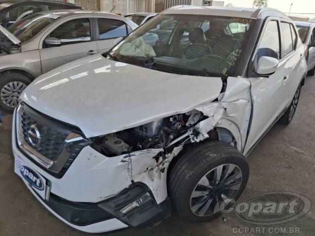2019 NISSAN KICKS 