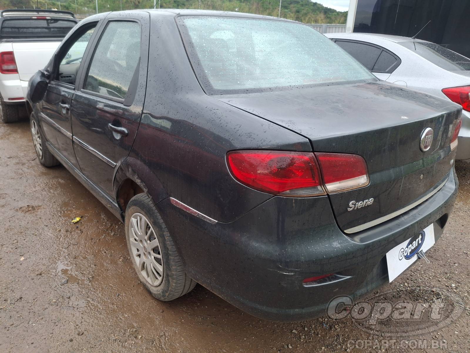 2010 FIAT SIENA — foto 3 de 10