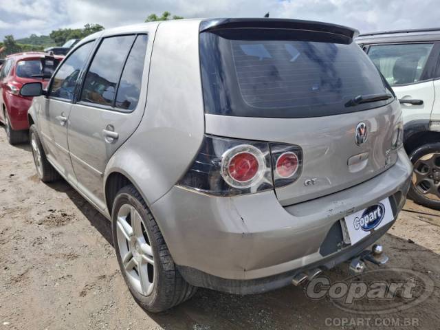 2011 VOLKSWAGEN GOLF 