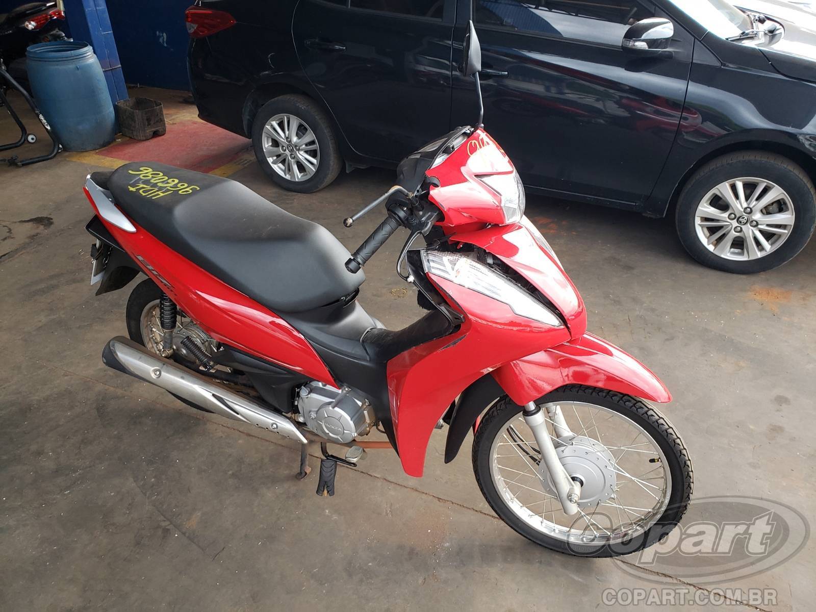 Honda Biz 110i 2024 Médio Dano