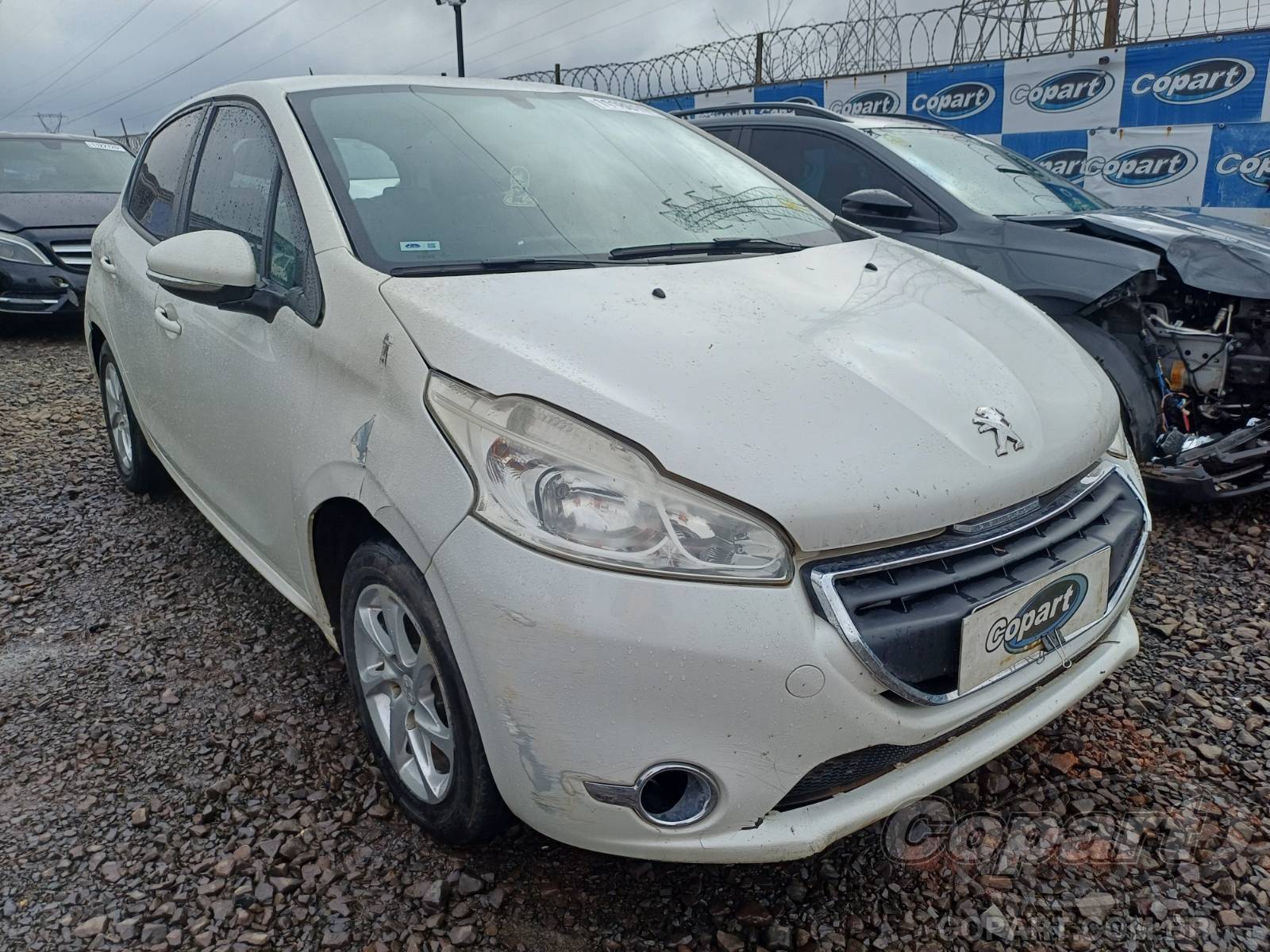 Peugeot 208 Active Pack 1.5 2015