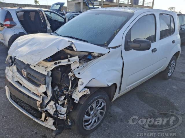 2021 FIAT UNO 