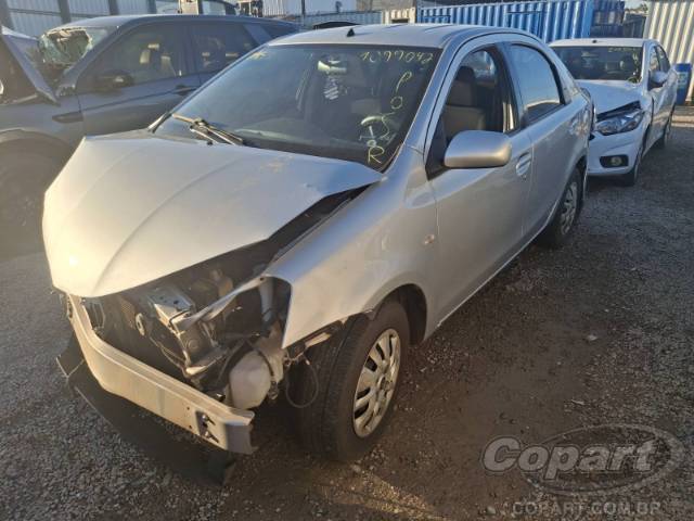 2013 TOYOTA ETIOS SEDA 