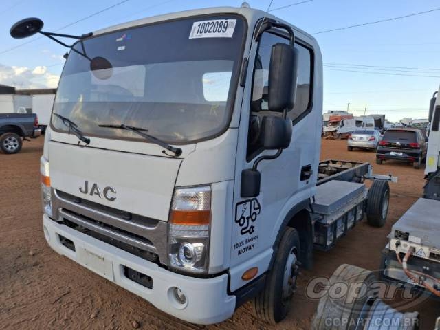 2021 JAC iEV1200T 