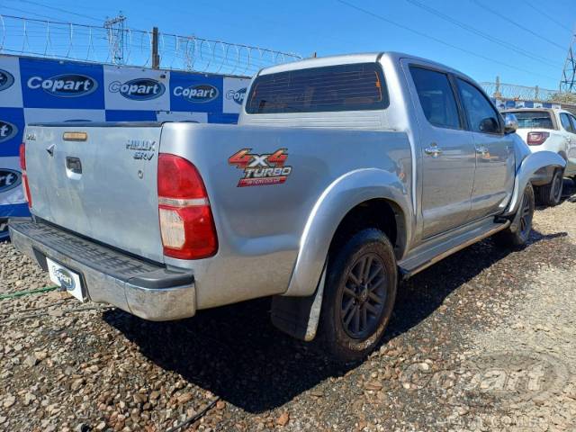 2015 TOYOTA HILUX CD 
