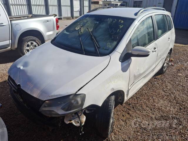 2013 VOLKSWAGEN SPACEFOX 