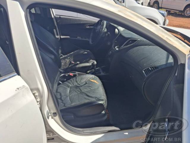 2015 HYUNDAI HB20 