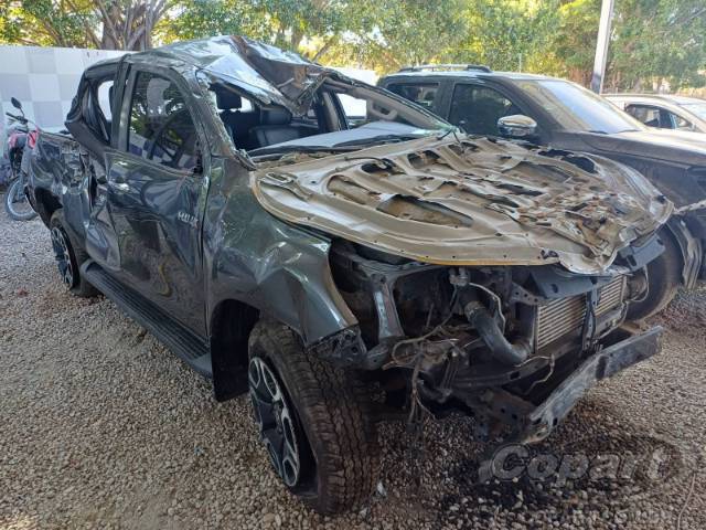 2021 TOYOTA HILUX CD 