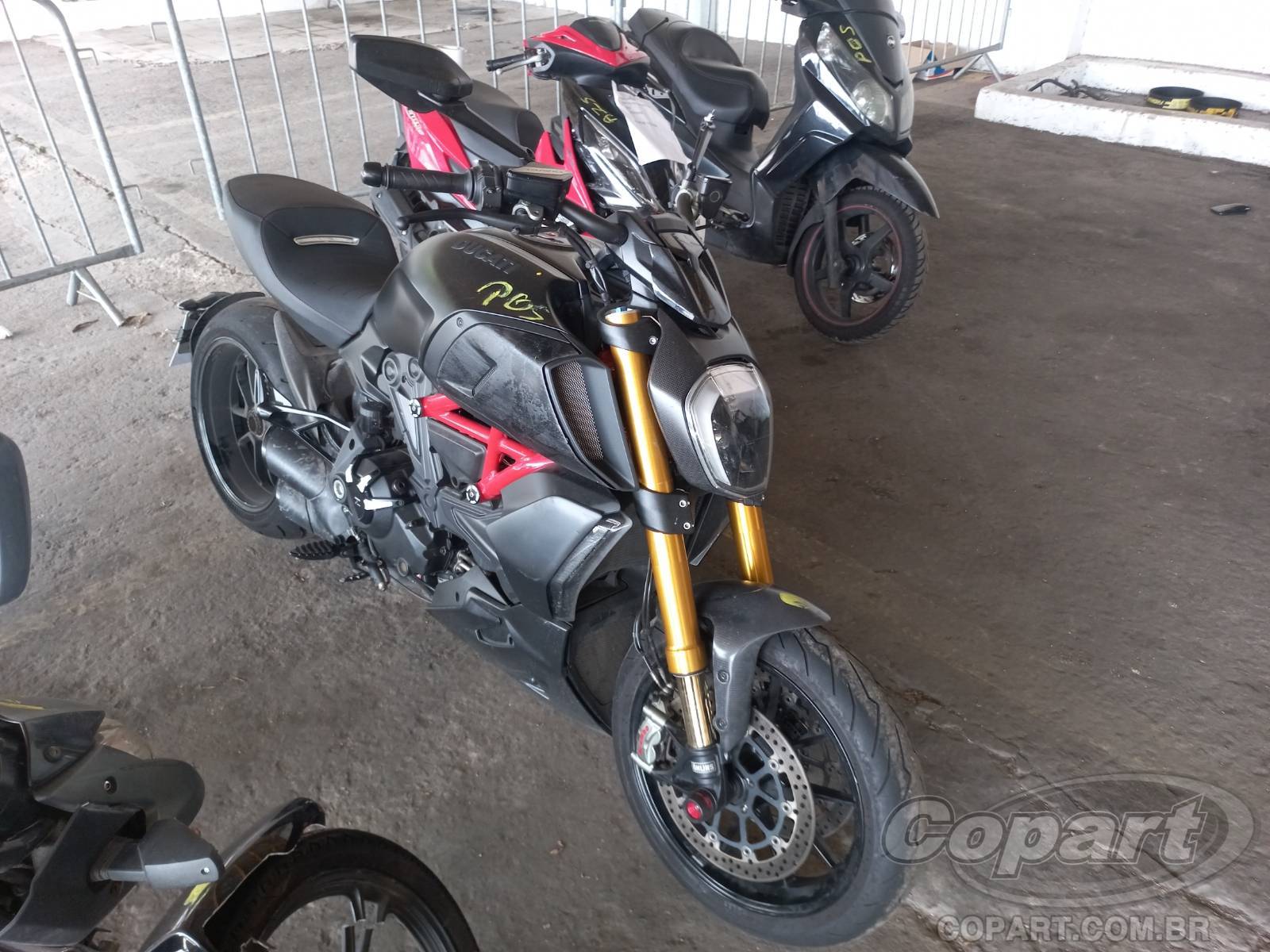 Ducati Diavel 1260 S 2020 Pequena Monta