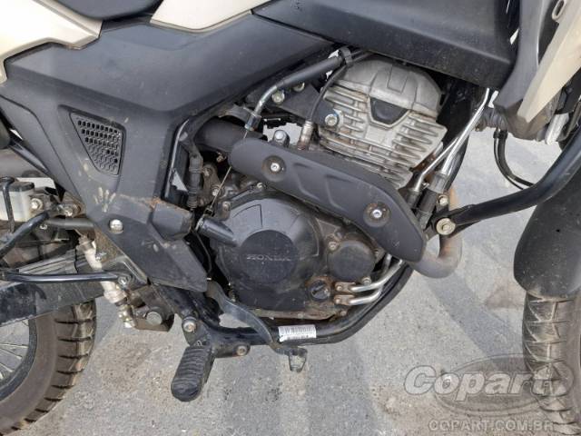 2024 HONDA XRE SAHARA 300 