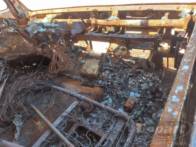 2011 VOLKSWAGEN WORKER 