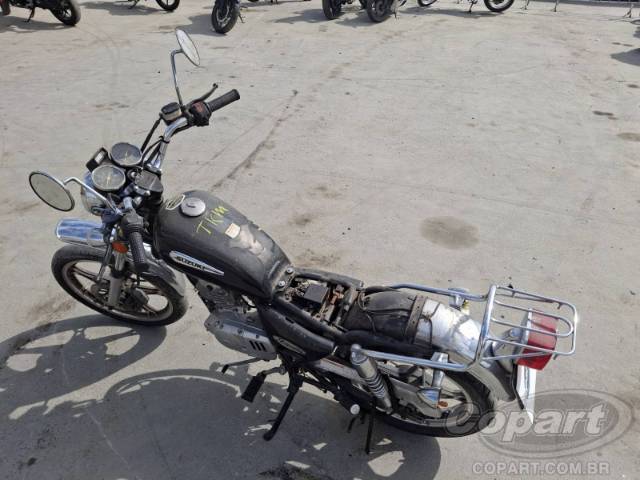 2011 SUZUKI INTRUDER 125 