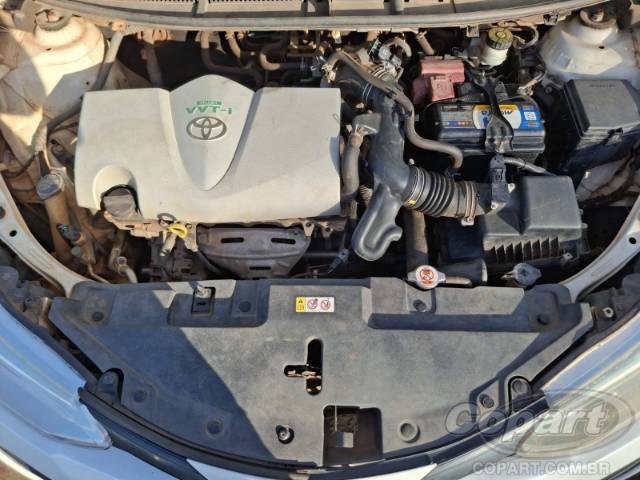 2019 TOYOTA YARIS 
