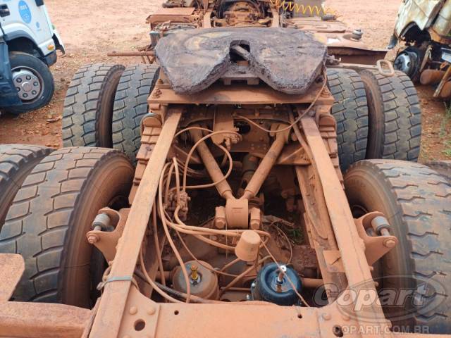 2012 MERCEDES BENZ AXOR 