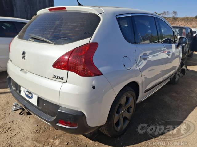 2014 PEUGEOT 3008 