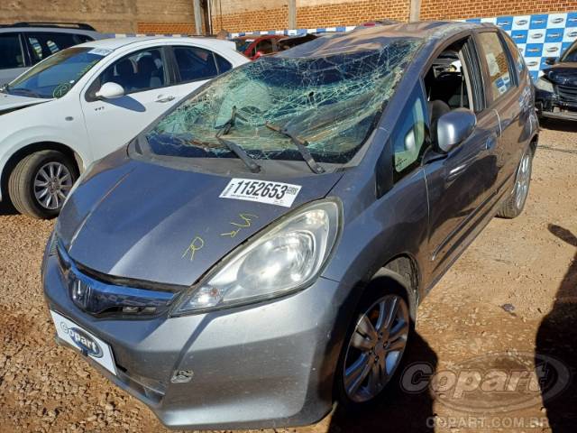 2013 HONDA FIT 
