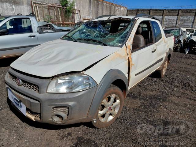 2015 FIAT STRADA CD 