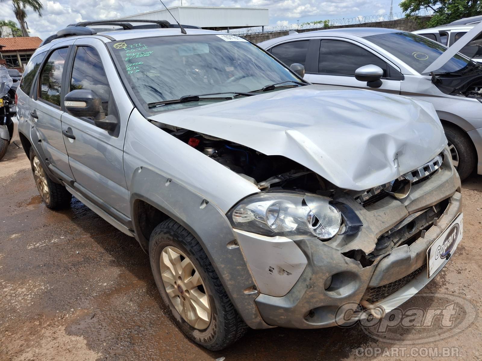 Veículo Fiat Palio FIAT PALIO WEEKEND 1.8 16V E.TORQ 2014 em leilão