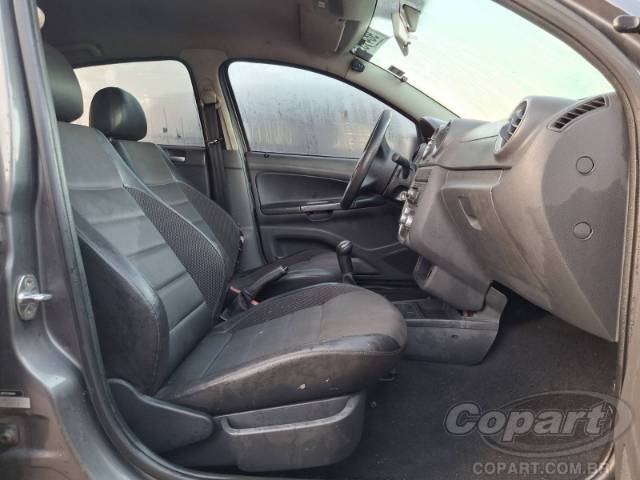 2013 VOLKSWAGEN GOL 