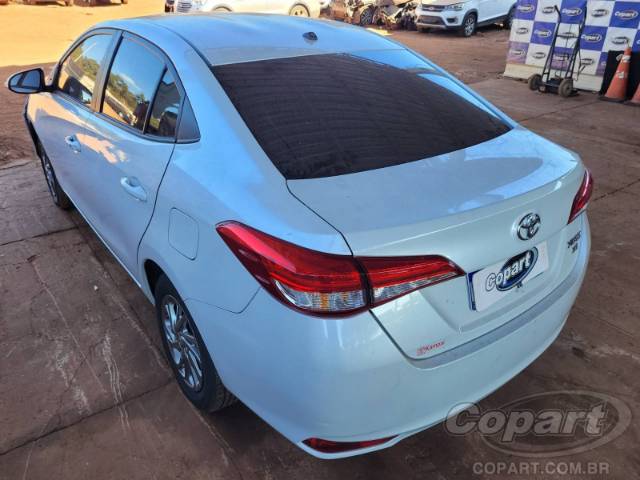2024 TOYOTA YARIS SEDA 