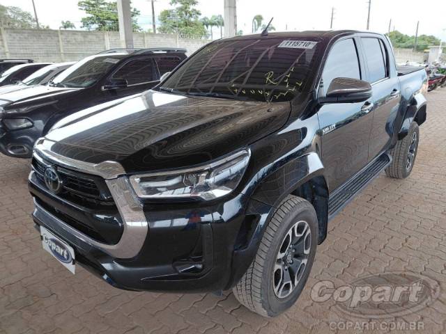 2025 TOYOTA HILUX CD 