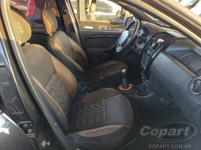 2016 RENAULT DUSTER 
